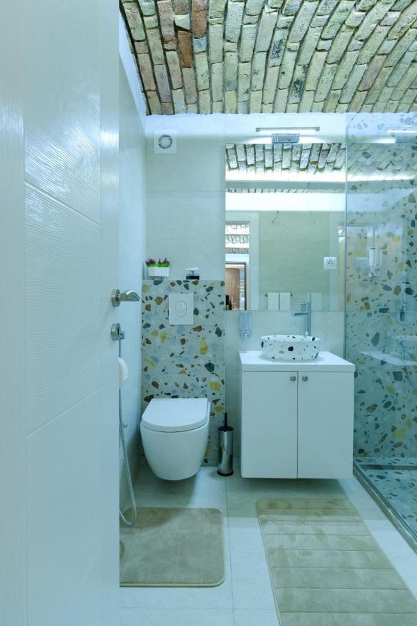 All Seasons Apartments Sarajevo With Free Parking Екстер'єр фото