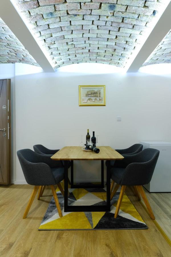 All Seasons Apartments Sarajevo With Free Parking Екстер'єр фото