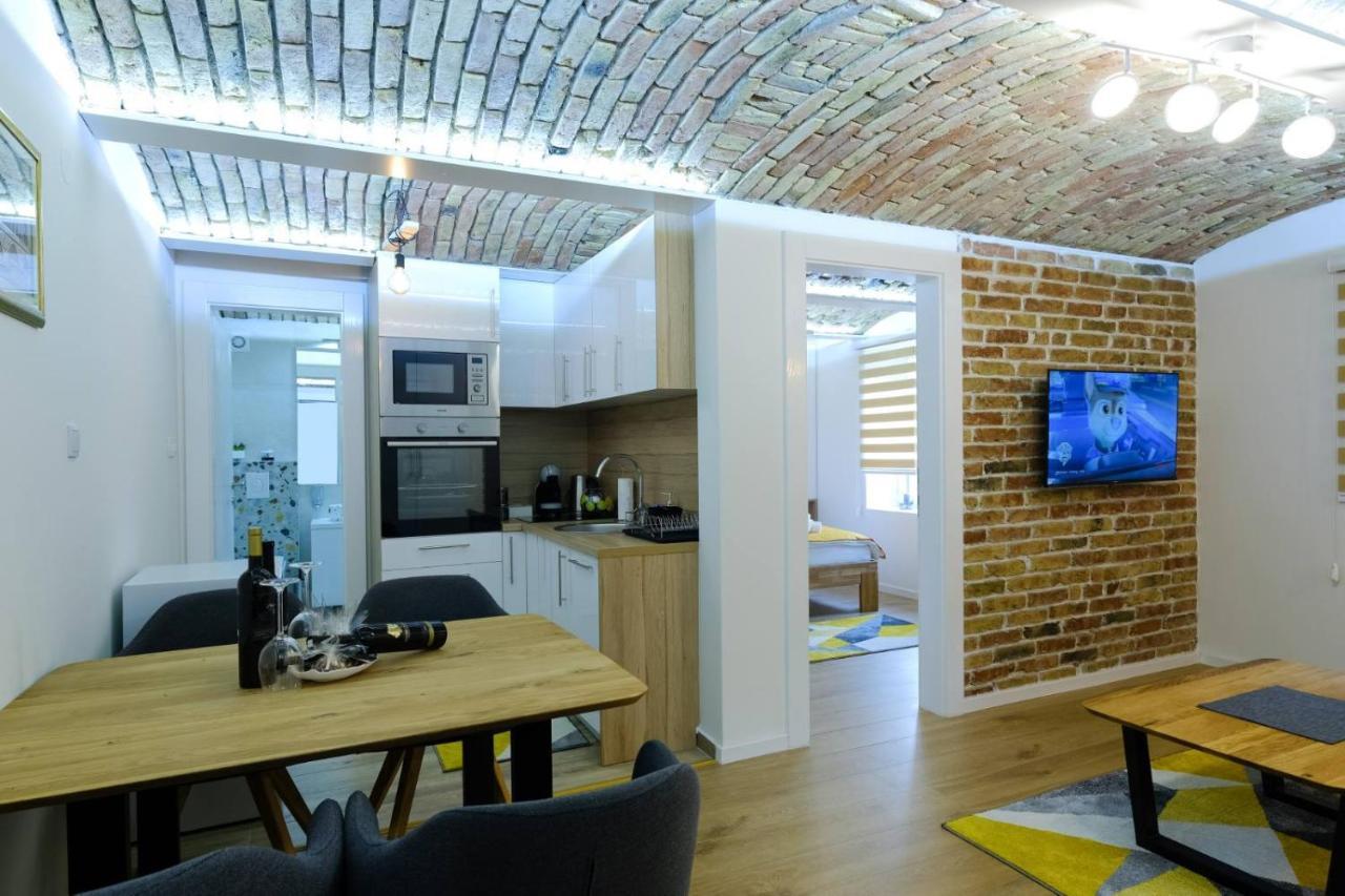 All Seasons Apartments Sarajevo With Free Parking Екстер'єр фото