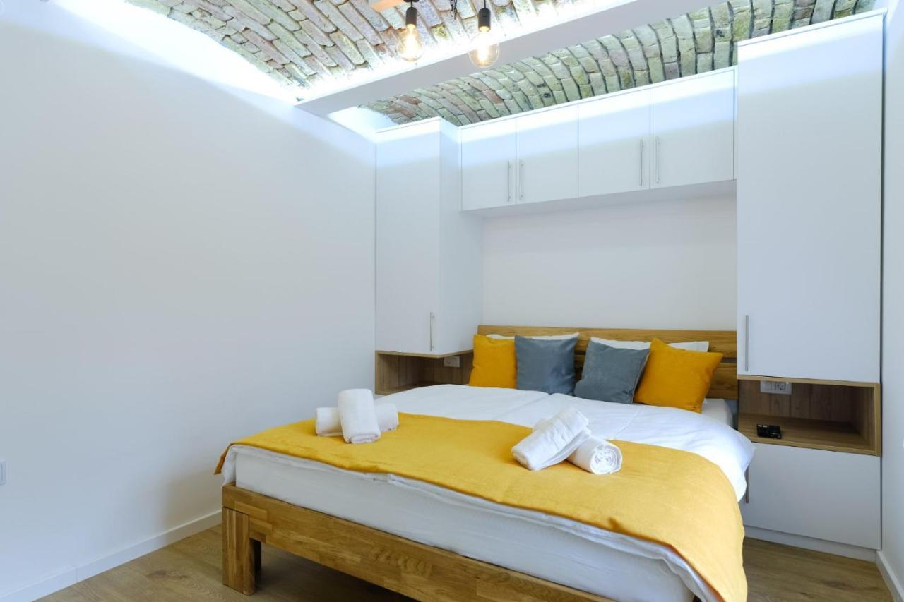 All Seasons Apartments Sarajevo With Free Parking Екстер'єр фото